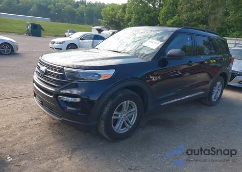 2022 Ford Explorer Xlt z USA, uszkodzony, nr VIN 1FMSK8DH9NGB27633